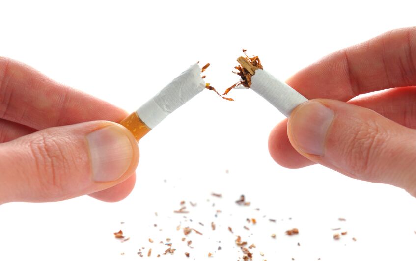 Quitting smoking reduces the risk of sexual problems in men