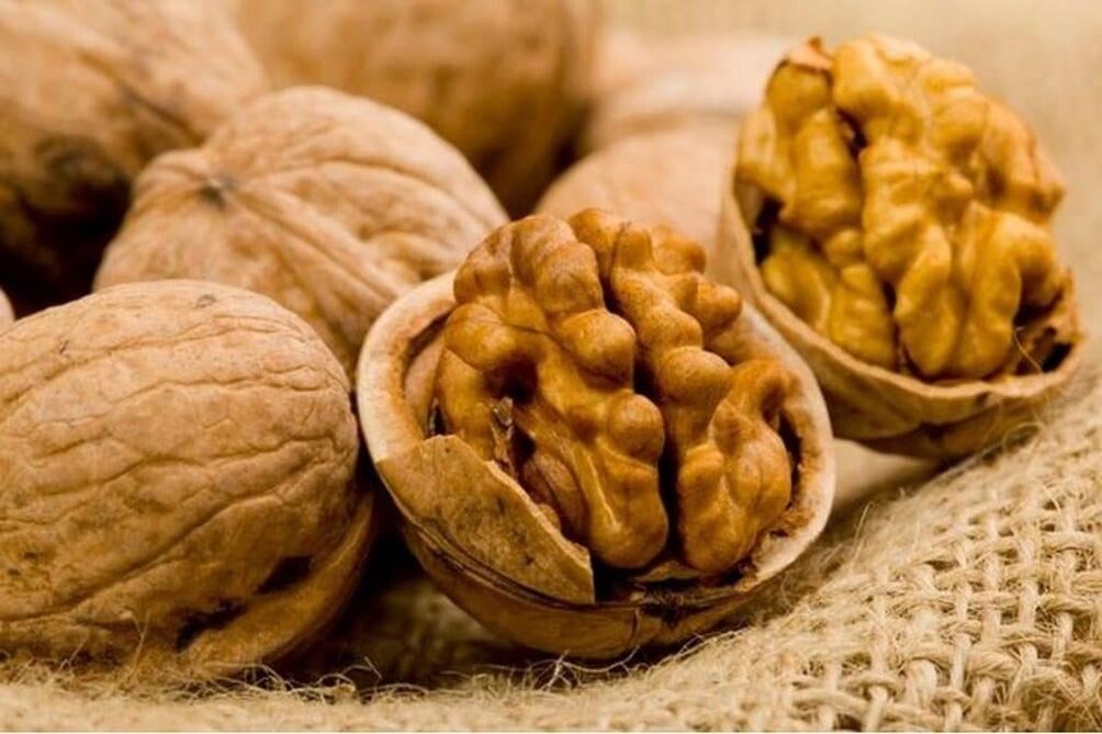 The leader among nuts in terms of benefits for men is walnuts.